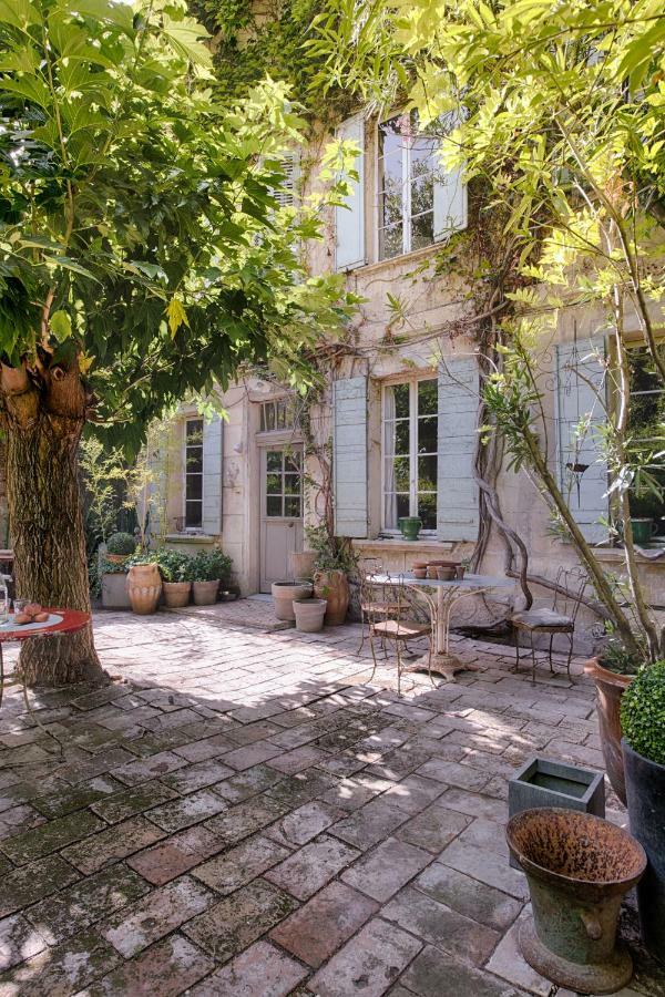 Maison Xixe Et Jardin En Intramuros Авіньйон Екстер'єр фото